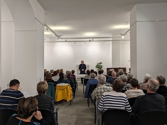 Christian Steyer in der Stadtbibliothek © KulturBetrieb Wurzen