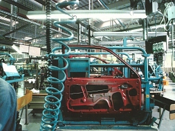 Opel-Werke Bochum © Werner Bachmeier, Arbeitswelten. Einblick in einen nichtöffentlichen Raum, Verlag Klartext 2010