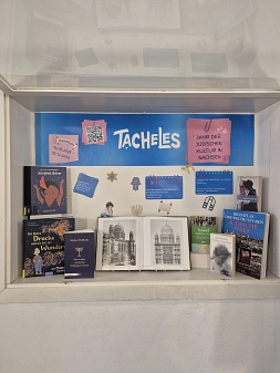 Schaukasten der Stadtbibliothek Wurzen&nbsp;&copy;&nbsp;KulturBetrieb Wurzen