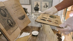 Vitrine KHM © S. Penselin, KulturBetrieb Wurzen